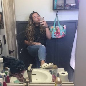 Meet your Posher, Karissa